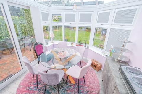 62 Beechcroft Crescent, Sutton Coldfield, B74 3SH