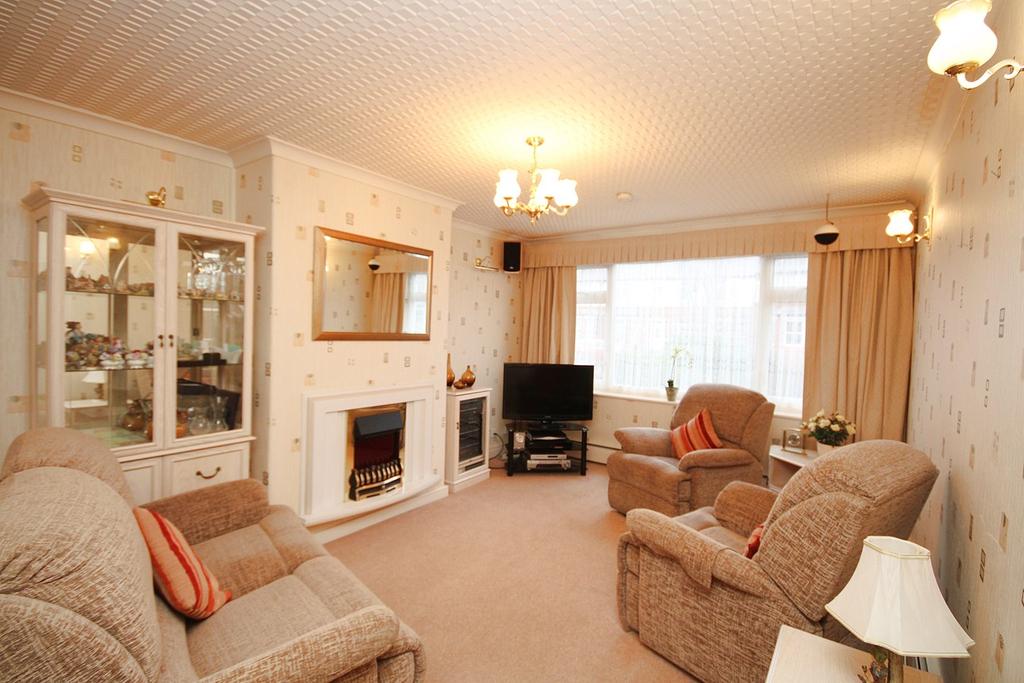 Hood Lane North, Great Sankey, Warrington, WA5 3 bed semidetached