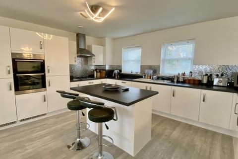 16 Rowan Road, Wadebridge, PL27 7SN