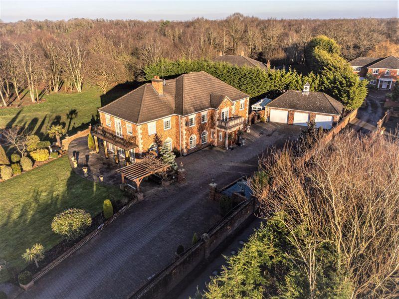 Moss Lane, Bettisfield nr Whitchurch 5 bed detached house for sale £