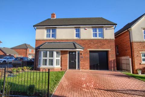 4 bedroom detached house to rent, Hornbeam Drive, Yarm