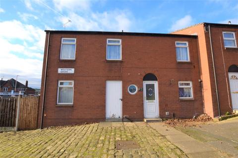 3 bedroom townhouse for sale - Western Grove, Leeds, West Yorkshire