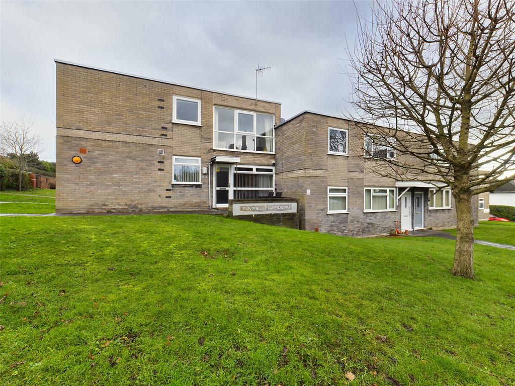 Elmfield Gardens, Worcester, Worcestershire, WR5 2 bed apartment £145,000
