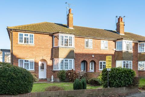 4 Braddon Court, Barnet, EN5 4EP