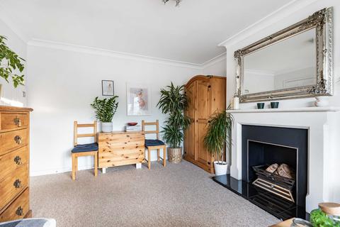 4 Braddon Court, Barnet, EN5 4EP