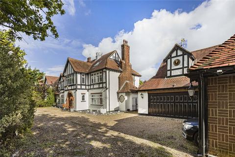 5 bedroom detached house for sale, The Ridgeway, Cuffley, Hertfordshire, EN6