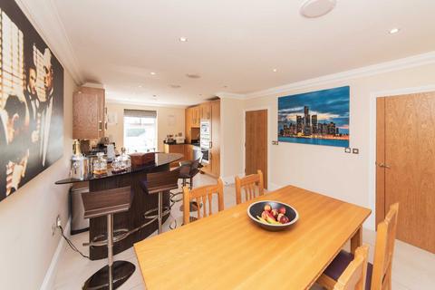 undefined, Beech Hill, Hadley Wood, EN4