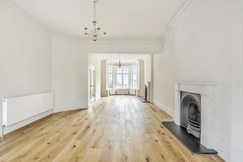 6 bedroom detached house for sale, Aldermans Hill, Palmers Green, London, N13