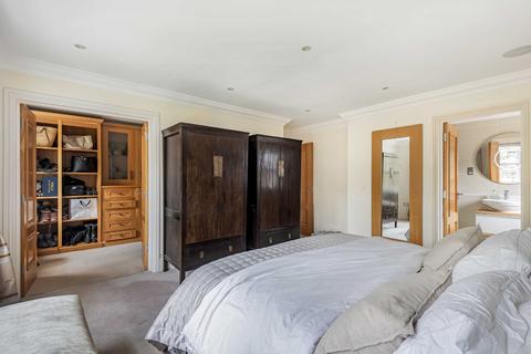 33 Parkgate Crescent, Barnet, EN4 0NW