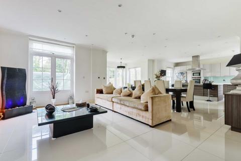 undefined, Whitestone Close, Hadley Wood, EN4