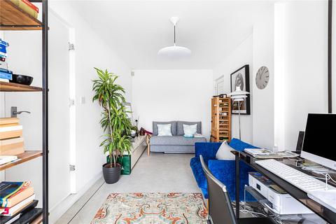 12 Cheriton Close, Barnet, EN4 9TX