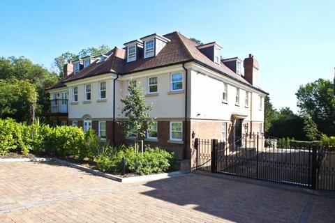 3 bedroom apartment to rent, Georges Wood Road, Brookmans Park, Hertfordshire, AL9