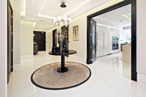 undefined, Camlet Way, Hadley Wood, Hertfordshire, EN4