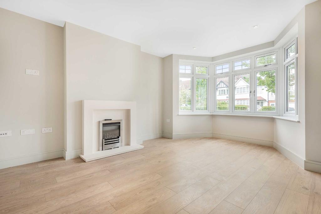 Mayfield Avenue, North Finchley, London, N12 3 bed terraced house £