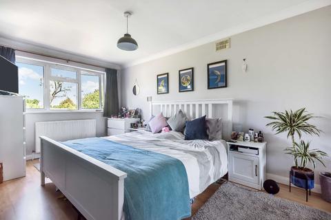 80 Laurel Way, London, N20 8HU