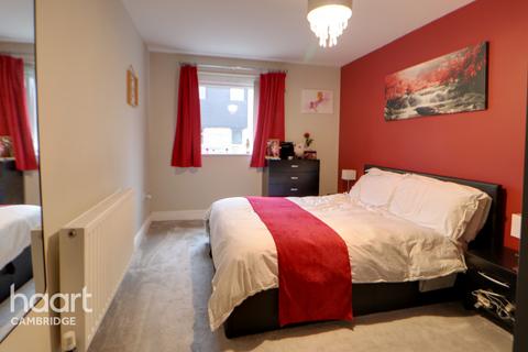 2 Gladeside, Chesterton, Cambridge, CB4 1GA