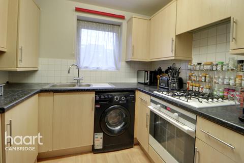 2 Gladeside, Chesterton, Cambridge, CB4 1GA