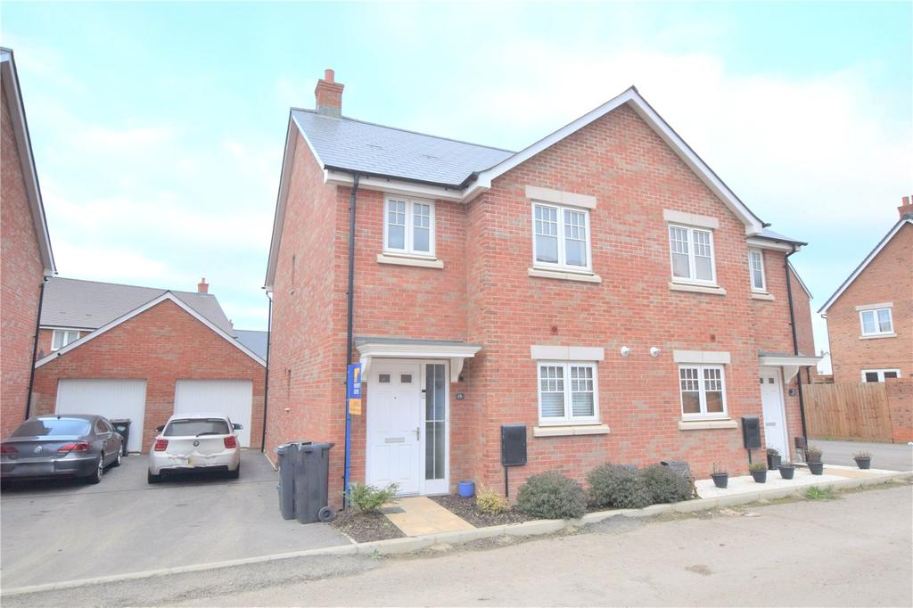Emery Avenue, Gloucester... 3 bed semidetached house £280,000