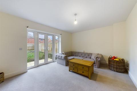 19 Emery Avenue, Gloucester, GL1 5QP