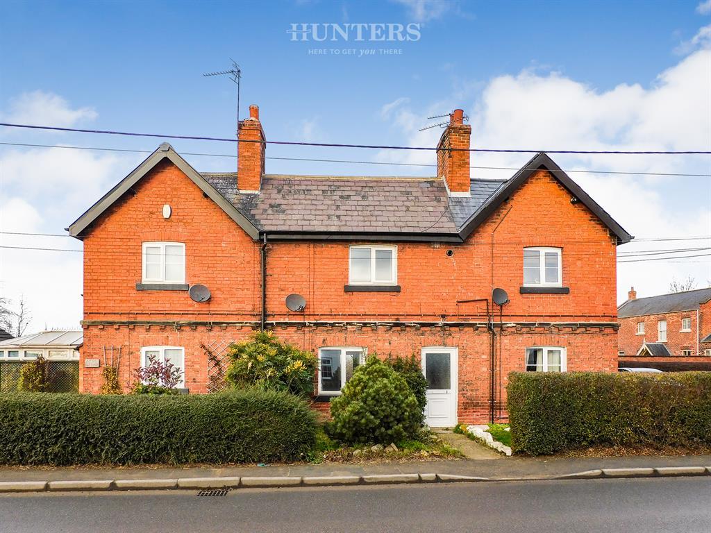 Newington, Doncaster, DN10 6DJ 2 bed cottage £150,000