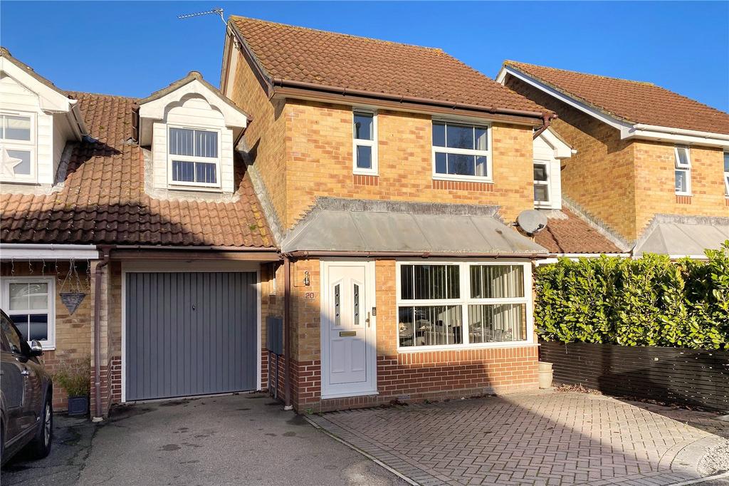 Finches Close, Littlehampton, West... 3 bed terraced house £320,000