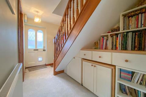 9 Lantern Close, Berkeley, GL13 9DE