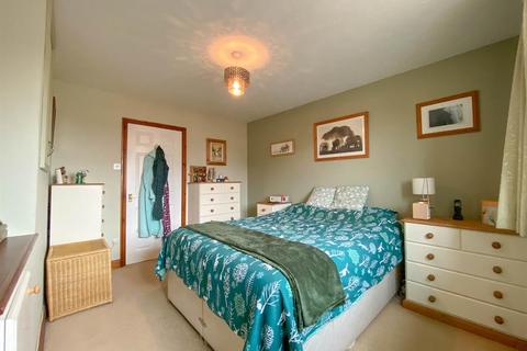 9 Lantern Close, Berkeley, GL13 9DE