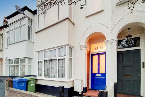 52 Worlingham Road, London, SE22 9HD