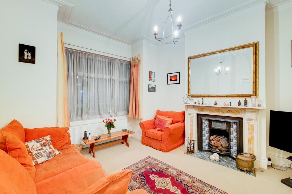 Worlingham Road, London, SE22 3 bed terraced house £950,000
