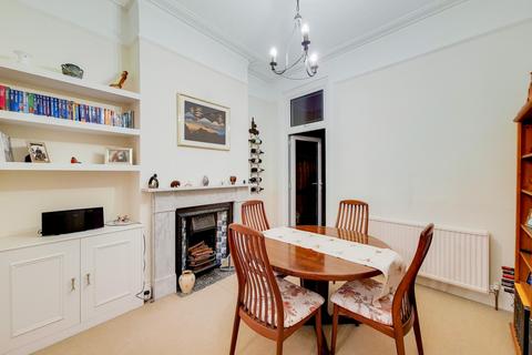 52 Worlingham Road, London, SE22 9HD
