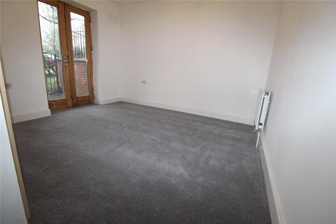2 bedroom apartment for sale - Lindsay Court, Dashwood Avenue, High Wycombe, Buckinghamshire, HP12