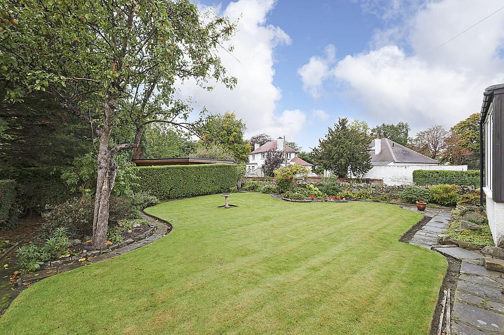 Private South West Facing Garden