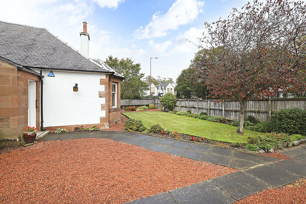 Private Front Garden