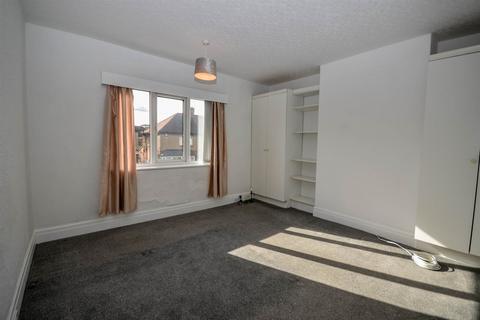 3 bedroom end of terrace house to rent - Regent Road North, Gosforth