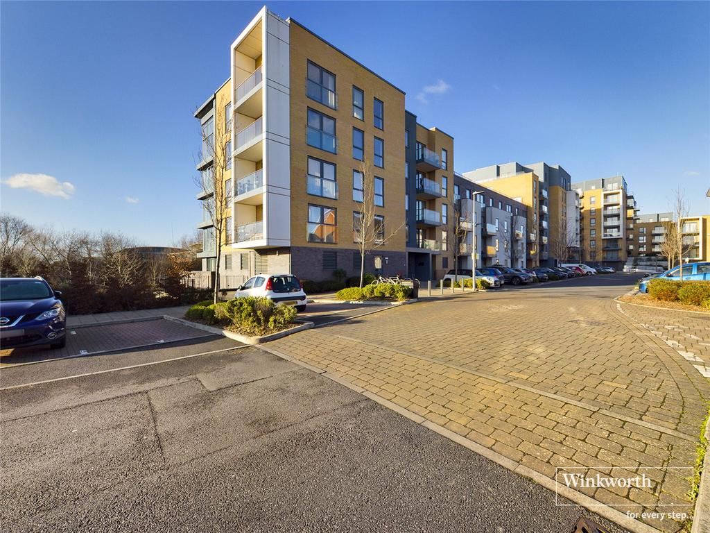 House, Drake Way, Reading, RG2 2 bed apartment £285,000