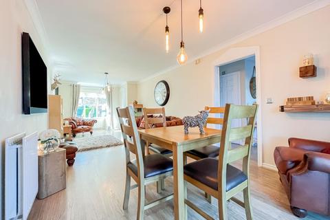 35 Briardene Way, Easington Colliery, Peterlee, SR8 3NR