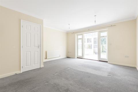 3 bedroom end of terrace house for sale - Holders Close, Billingshurst, RH14