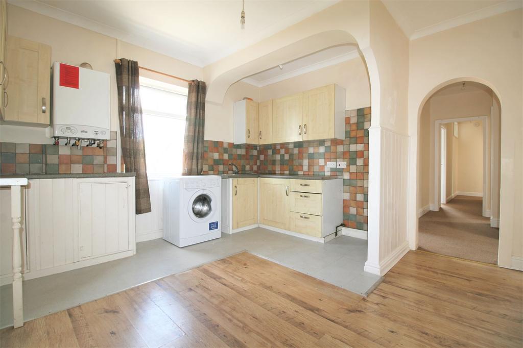 Queen Street, Brimington, Chesterfield, Derbyshire, S43 1HS 5 bed