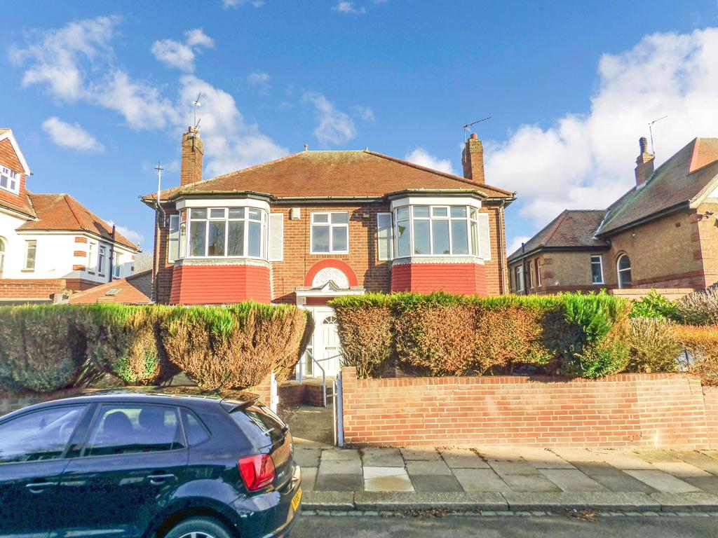 Moorside North, Fenham, Newcastle upon Tyne, Tyne and Wear, NE4 9DY 5 bed detached house £450,000