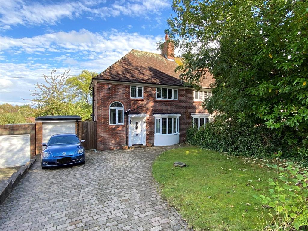 Wish Hill, Willingdon, Eastbourne, BN20 3 bed semidetached house £