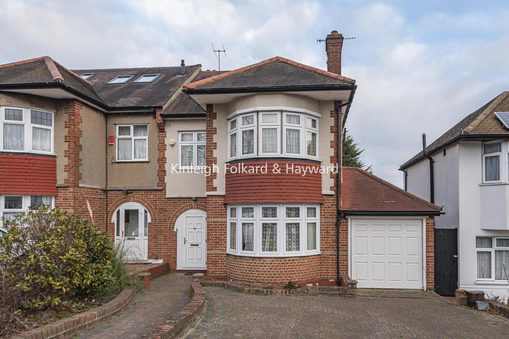 Chase Road, Southgate 3 bed semidetached house £795,000