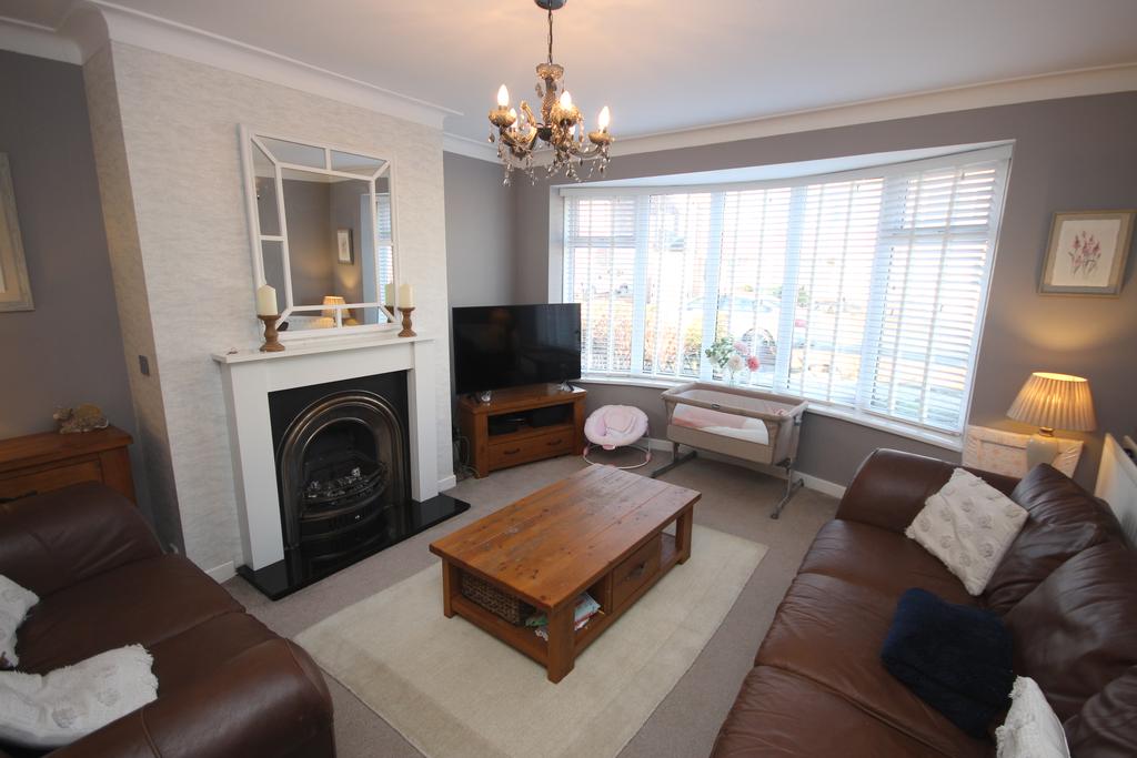 Marden Farm Drive, Marden... 3 bed semidetached house £325,000