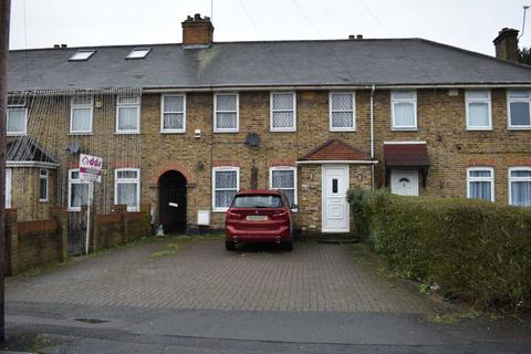101 East Avenue, Hayes, UB3 2HT