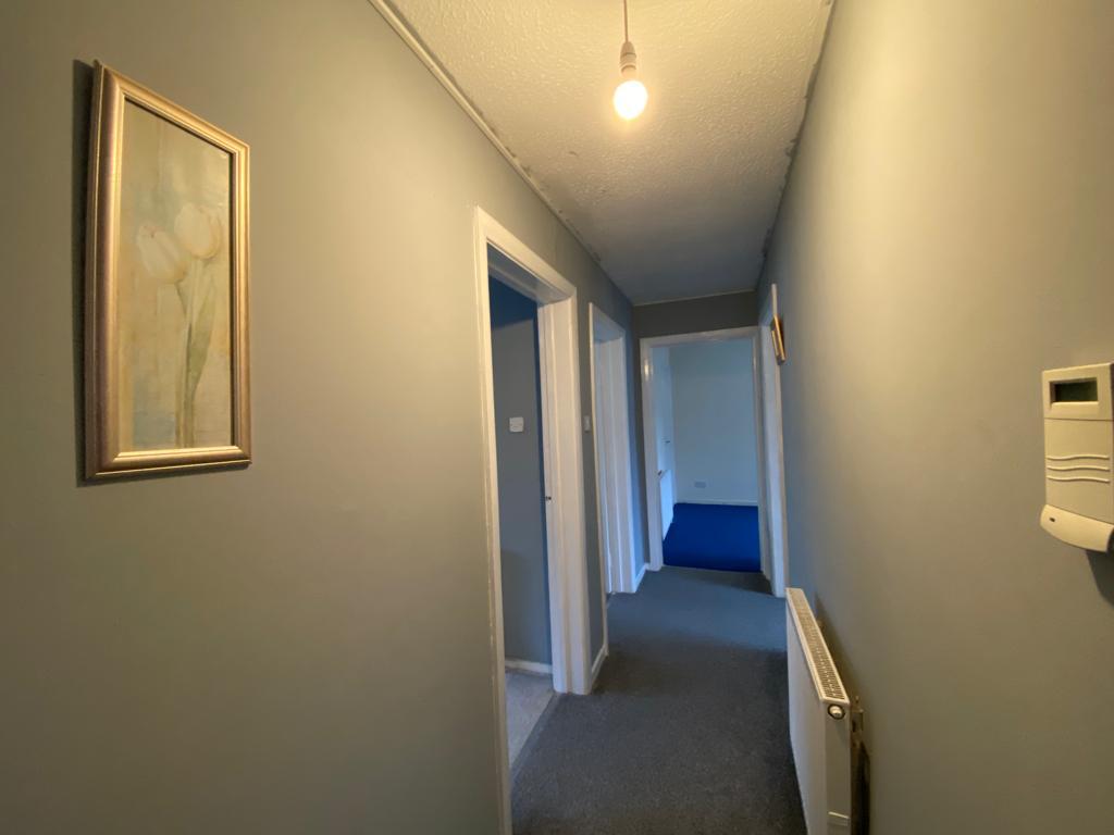 Quarry Street, New Stevenson 2 bed flat £525 pcm (£121 pw)