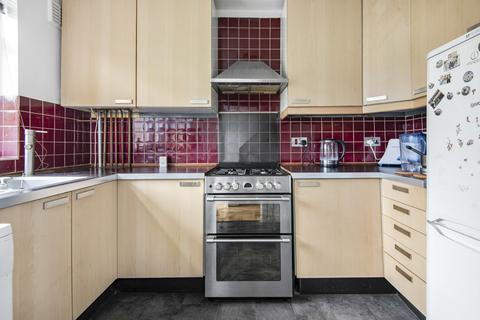 2 bedroom maisonette for sale, Chatsworth Road, Croydon, CR0