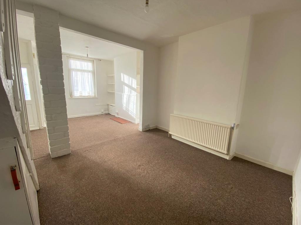 Dunraven Street, Barry CF62 3 bed terraced house £175,000