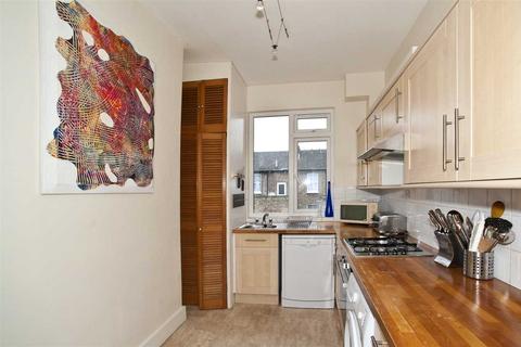 1 bedroom flat to rent, Shepherd's Bush W12 W12