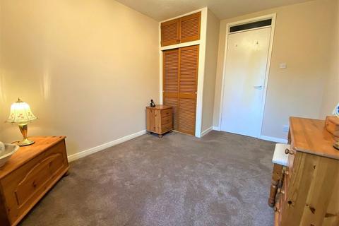 59 Argyll Road, Kinross, KY13 8BL