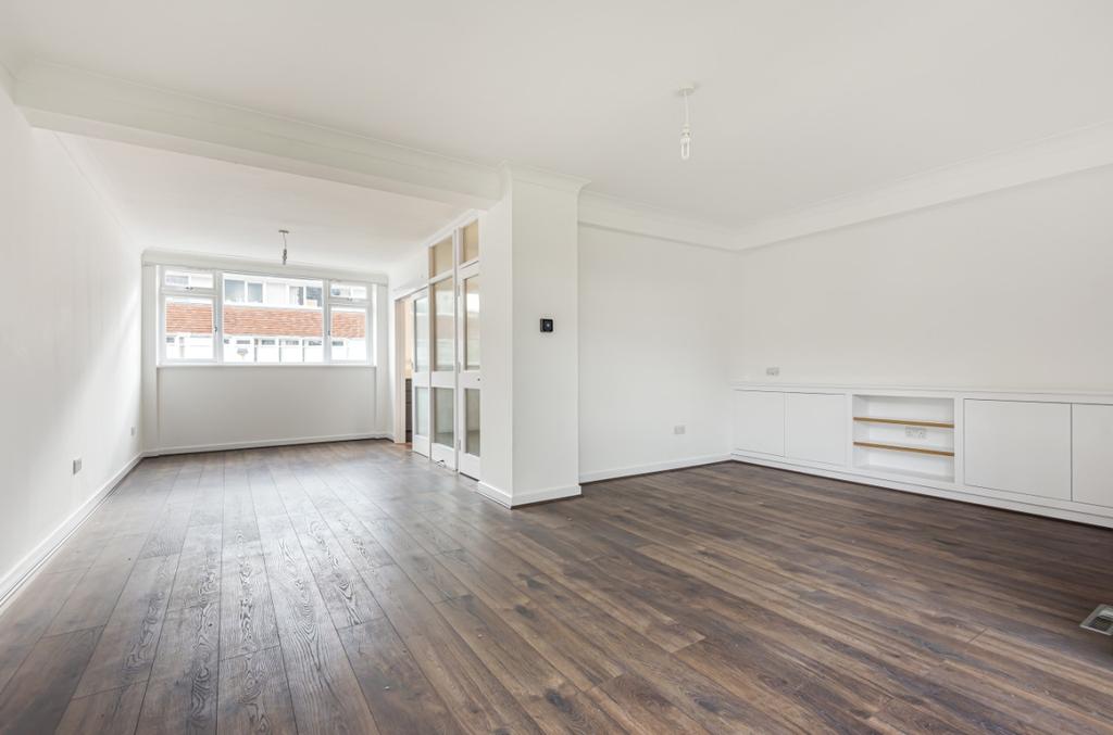 Pymers Mead Dulwich SE21 4 bed house £2,600 pcm (£600 pw)