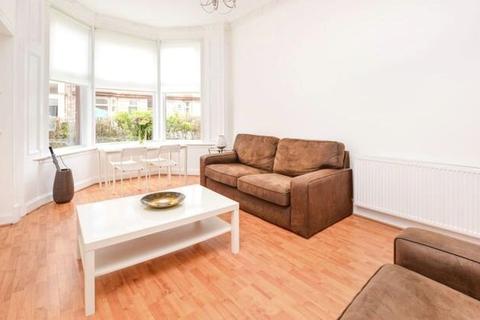 2 bedroom flat to rent - Roslea Drive, Dennistoun, Glasgow, G31